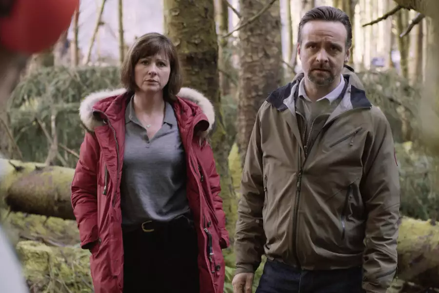 Hinterland - galeria zdjęć - filmweb