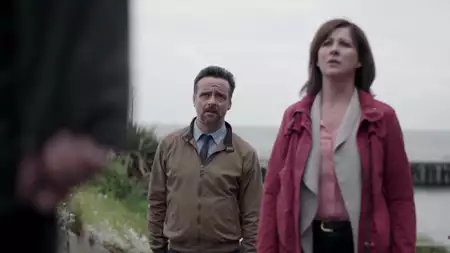 Hinterland - galeria zdjęć - filmweb