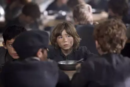 Oliver Twist - galeria zdjęć - filmweb