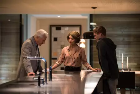 MotherFatherSon - galeria zdjęć - filmweb