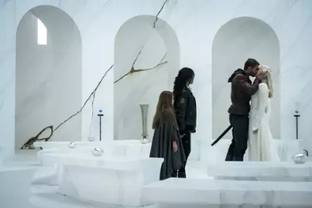 Szmaragdowy gród - galeria zdjęć - filmweb