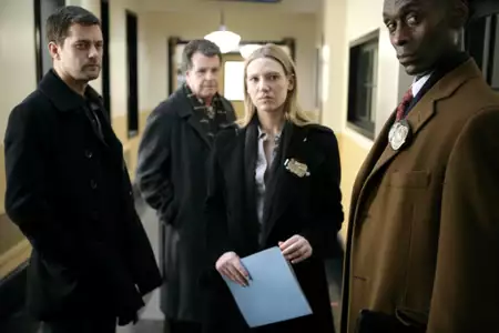 Fringe: Na granicy światów - galeria zdjęć - filmweb