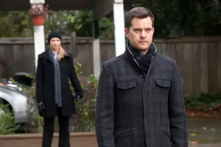 Fringe: Na granicy światów - galeria zdjęć - filmweb