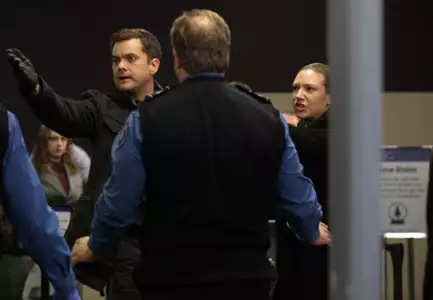 Fringe: Na granicy światów - galeria zdjęć - filmweb