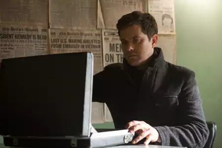 Fringe: Na granicy światów - galeria zdjęć - filmweb