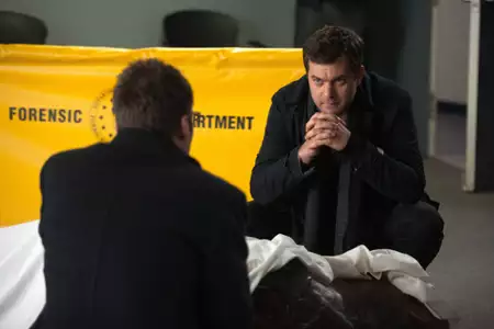 Fringe: Na granicy światów - galeria zdjęć - filmweb