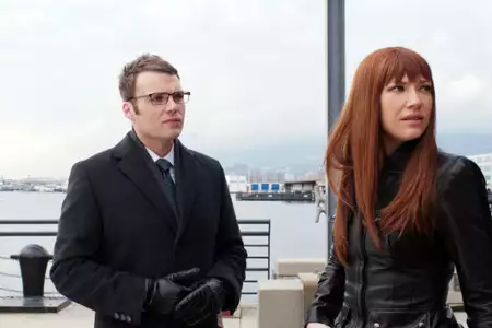 Fringe: Na granicy światów - galeria zdjęć - filmweb