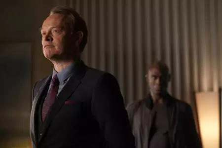 Fringe: Na granicy światów - galeria zdjęć - filmweb