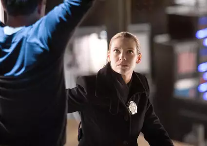 Fringe: Na granicy światów - galeria zdjęć - filmweb