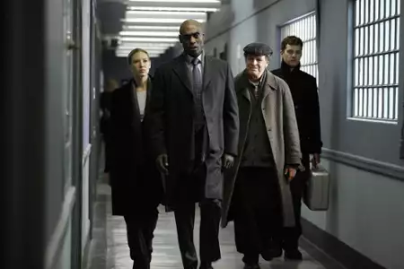 Fringe: Na granicy światów - galeria zdjęć - filmweb