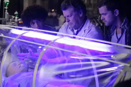 Fringe: Na granicy światów - galeria zdjęć - filmweb