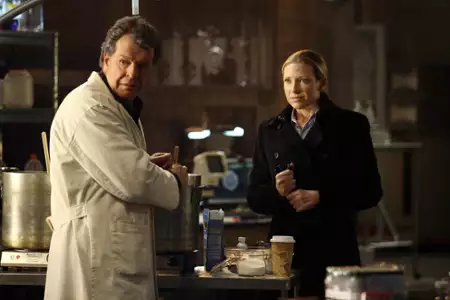 Fringe: Na granicy światów - galeria zdjęć - filmweb