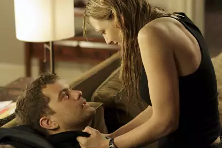 Fringe: Na granicy światów - galeria zdjęć - filmweb