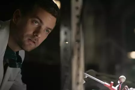 Fringe: Na granicy światów - galeria zdjęć - filmweb