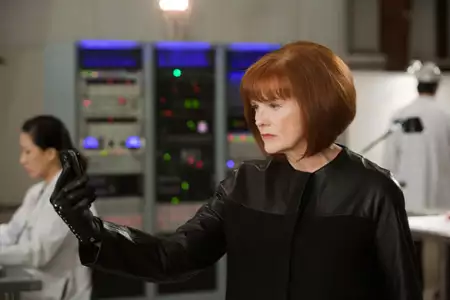 Fringe: Na granicy światów - galeria zdjęć - filmweb
