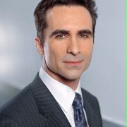 Nestor Carbonell w Życie przede wszystkim