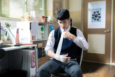 Jongh-a-ha-myeon U-ri-neun - galeria zdjęć - filmweb