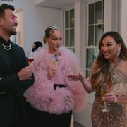 Bling Empire: New York - galeria zdjęć - filmweb
