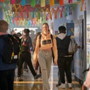 Wysoka dziewczyna 2 - galeria zdjęć - filmweb