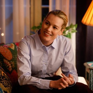 Młoda Lara Macy