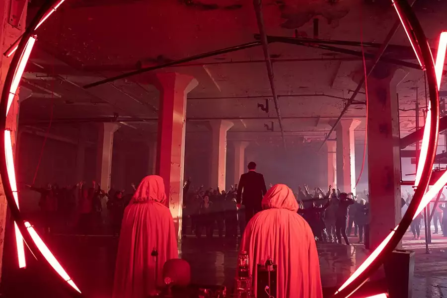 Poszukiwacze prawdy - galeria zdjęć - filmweb