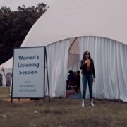 WeCrashed: Upadek start-upu - galeria zdjęć - filmweb