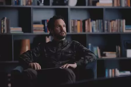 WeCrashed: Upadek start-upu - galeria zdjęć - filmweb