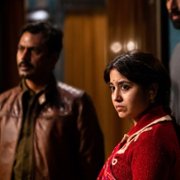 Raat Akeli Hai - galeria zdjęć - filmweb
