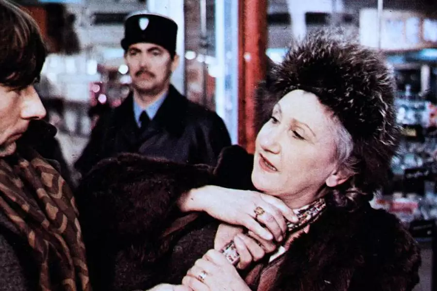 Lokator - galeria zdjęć - filmweb