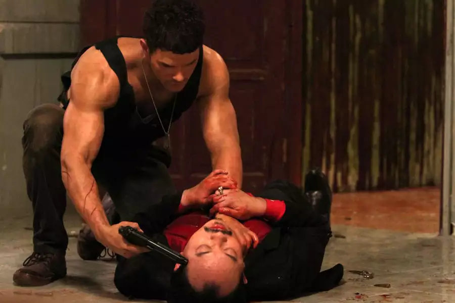 Jawajska gorączka - galeria zdjęć - filmweb