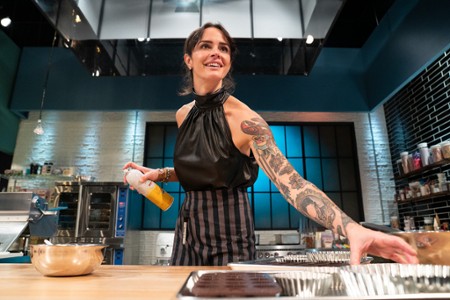 Sezon 1 Odcinek 1 Impreza urodzinowa braci