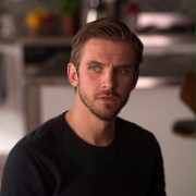 Dan Stevens w Monstrum