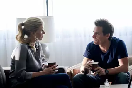 Dirty John - galeria zdjęć - filmweb