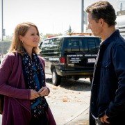 Dirty John - galeria zdjęć - filmweb