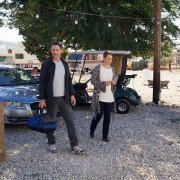 Dirty John - galeria zdjęć - filmweb
