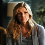 Dirty John - galeria zdjęć - filmweb