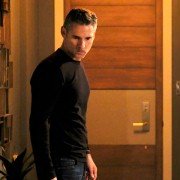 Dirty John - galeria zdjęć - filmweb