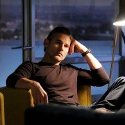 Dirty John - galeria zdjęć - filmweb
