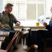 Dirty John - galeria zdjęć - filmweb