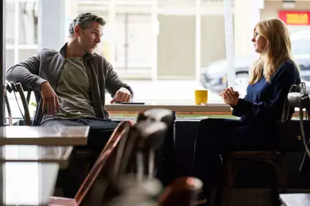 Dirty John - galeria zdjęć - filmweb