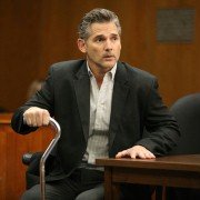 Dirty John - galeria zdjęć - filmweb