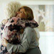 Dirty John - galeria zdjęć - filmweb