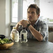 Dirty John - galeria zdjęć - filmweb