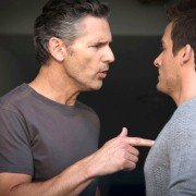 Dirty John - galeria zdjęć - filmweb