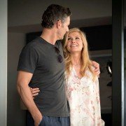 Dirty John - galeria zdjęć - filmweb