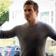 Dirty John - galeria zdjęć - filmweb