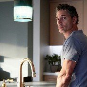 Dirty John - galeria zdjęć - filmweb