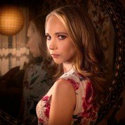 Dirty John - galeria zdjęć - filmweb