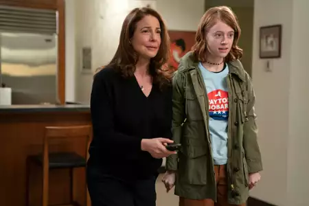 Wybory Paytona Hobarta - galeria zdjęć - filmweb