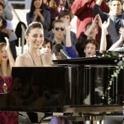 No Ordinary Family - galeria zdjęć - filmweb